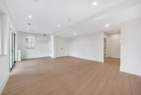 Living - 20 Crescent Rd #20, Needham, MA 02494 photo 5 of 5