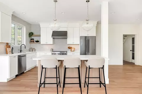 Kitchen - 20 Crescent Rd #20, Needham, MA 02494 photo 1 of 8