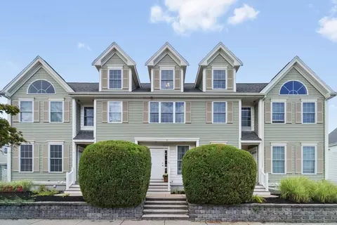 9 Russell St #3, Waltham, MA 02453