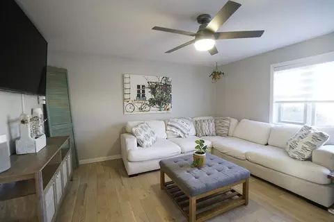 Living - 152 E Bacon St #C2, Plainville, MA 02762 photo 2 of 2