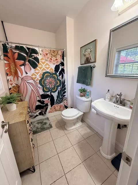 Bath - 91 Royal St, Chicopee, MA 01020 photo 1 of 2