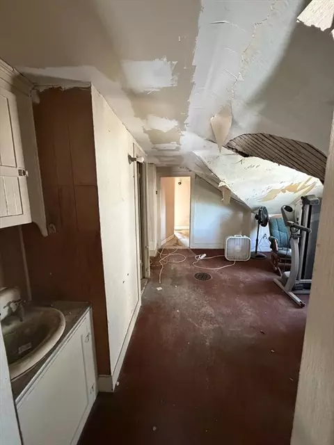 Entry Way - 21 Everett St, Fall River, MA 02723 photo 4 of 5