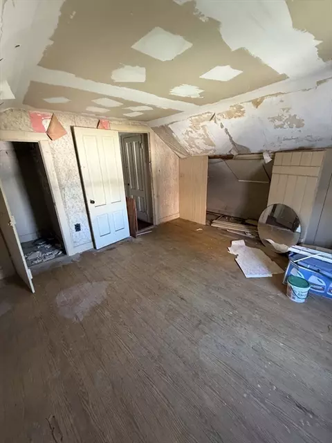 Bedroom - 21 Everett St, Fall River, MA 02723 photo 6 of 9