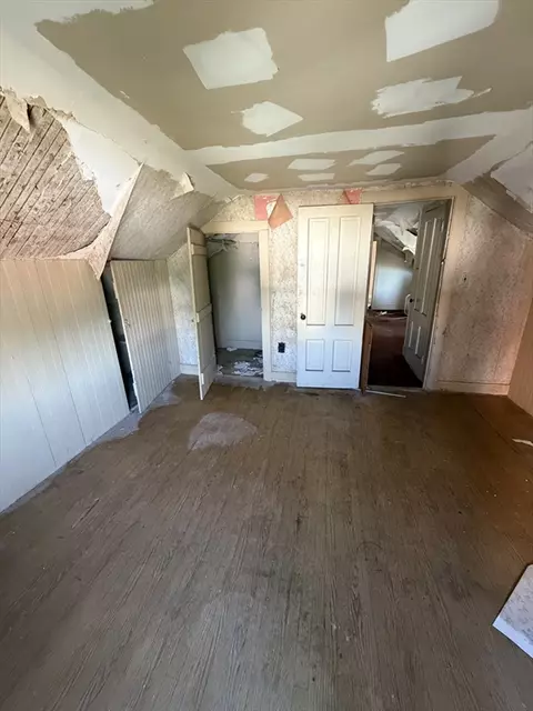 Bedroom - 21 Everett St, Fall River, MA 02723 photo 5 of 9
