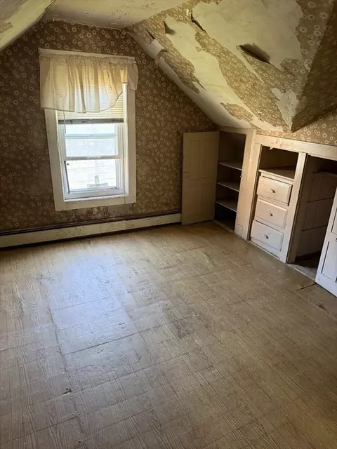 Bedroom - 21 Everett St, Fall River, MA 02723 photo 8 of 9