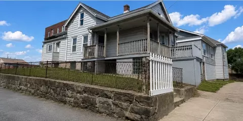 Exterior - 21 Everett St, Fall River, MA 02723 photo 2 of 2