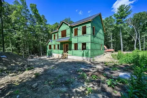 Exterior - 35 Sawmill Rd, Dudley, MA 01571 photo 4 of 8