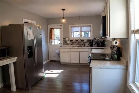 Kitchen - 1388 Bay St, Springfield, MA 01109 photo 3 of 4