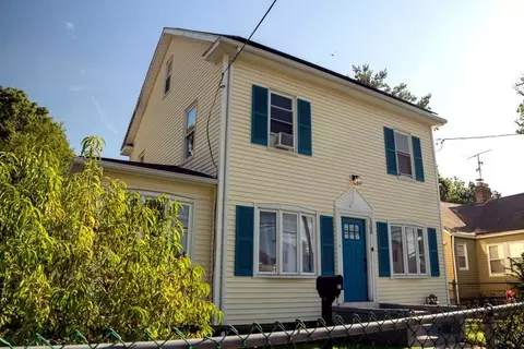 Exterior - 1388 Bay St, Springfield, MA 01109 photo 3 of 8