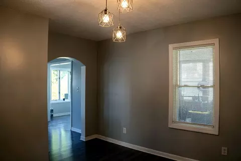 Entry Way - 1388 Bay St, Springfield, MA 01109 photo 2 of 3