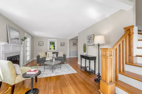 Living - 86 Orange St, Reading, MA 01867 photo 2 of 2