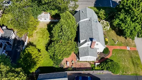 View/Area - 86 Orange St, Reading, MA 01867 photo 1 of 2
