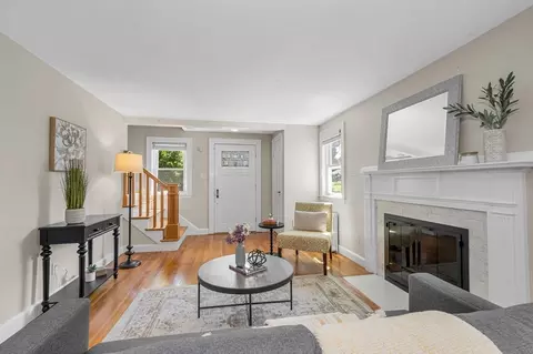 Entry Way - 86 Orange St, Reading, MA 01867 photo 1 of 1