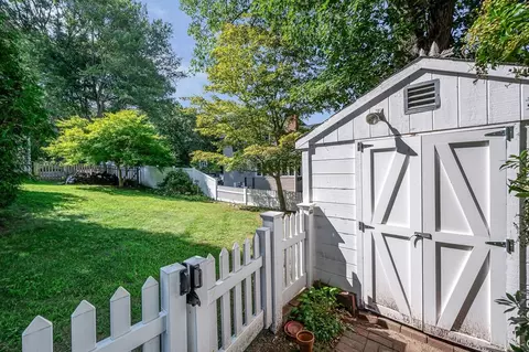 Exterior - 86 Orange St, Reading, MA 01867 photo 7 of 8