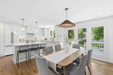 14 Eugene Rd, Burlington, MA 01803