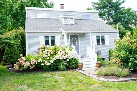 87 Berkshire Dr, Westfield, MA 01085