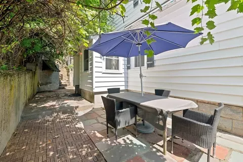 Exterior - 43 Chilmark, Worcester, MA 01604 photo 4 of 5
