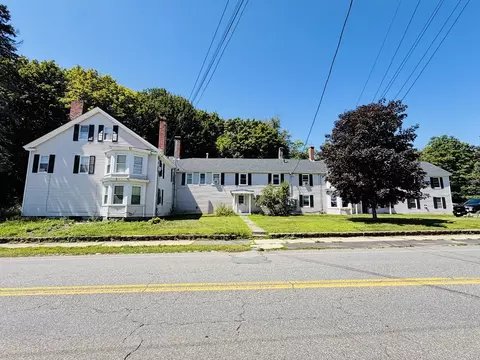 181 Pond St, Leominster, MA 01453