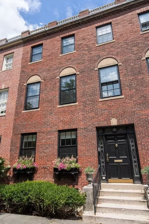 5 Charles River Sq, Boston, MA 02114