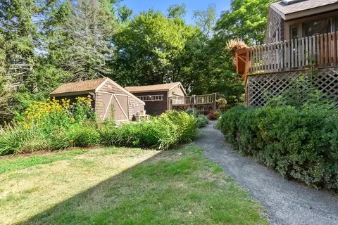 Exterior - 257 Centre St, Danvers, MA 01923 photo 7 of 11