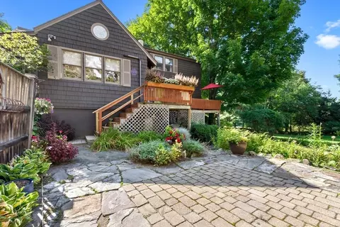 Exterior - 257 Centre St, Danvers, MA 01923 photo 2 of 11