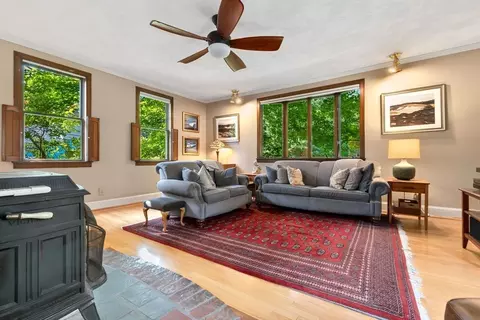 Living - 257 Centre St, Danvers, MA 01923 photo 1 of 4