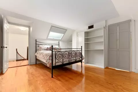 Bedroom - 257 Centre St, Danvers, MA 01923 photo 4 of 7