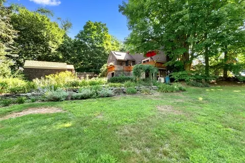 Exterior - 257 Centre St, Danvers, MA 01923 photo 9 of 11