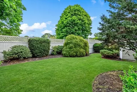 Exterior - 56 Floret Cir #56, Hingham, MA 02043 photo 4 of 5