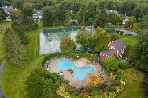 Exterior - 56 Floret Cir #56, Hingham, MA 02043 photo 5 of 5