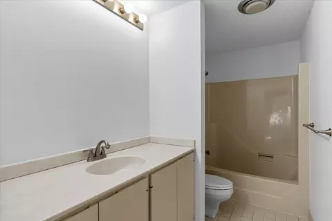 Bath - 56 Floret Cir #56, Hingham, MA 02043 photo 3 of 3