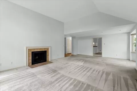 Living - 56 Floret Cir #56, Hingham, MA 02043 photo 2 of 6