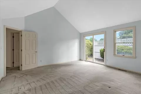 Bedroom - 56 Floret Cir #56, Hingham, MA 02043 photo 1 of 3