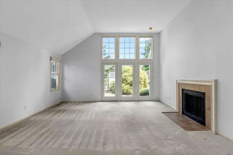 Living - 56 Floret Cir #56, Hingham, MA 02043 photo 1 of 6