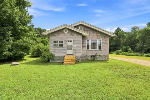 588 Poole St, Ludlow, MA 01056