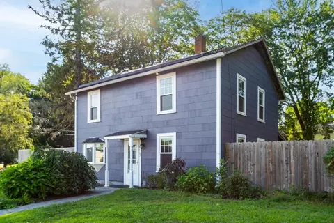 63 Central St, West Brookfield, MA 01585