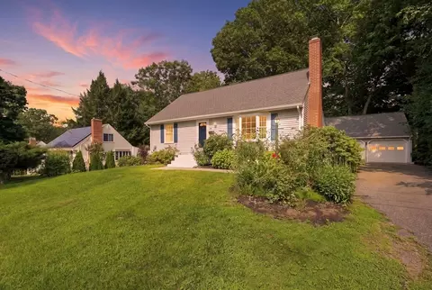 57 Baymor Dr, East Longmeadow, MA 01028