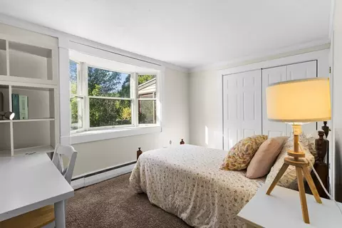 Bedroom - 262 Main St, Rowley, MA 01969 photo 1 of 6