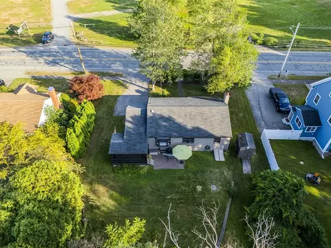 View/Area - 262 Main St, Rowley, MA 01969 photo 2 of 2