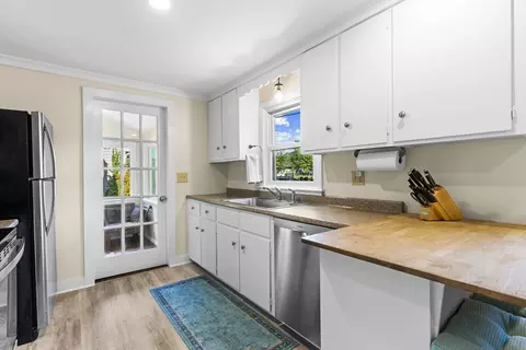 Kitchen - 262 Main St, Rowley, MA 01969 photo 1 of 7