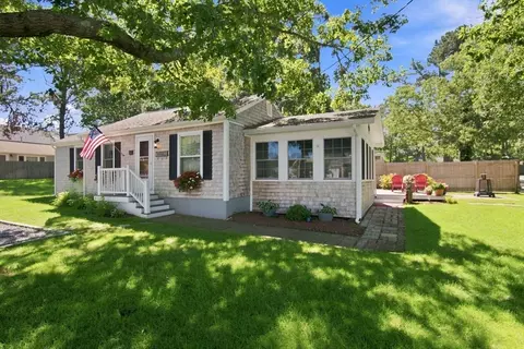 57 Wilfin Rd, Yarmouth, MA 02664