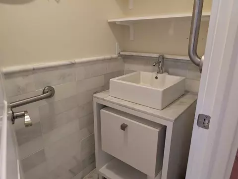 21 Bailey St #1, Everett, MA 02149 photo 8