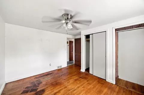 Bedroom - 132 Miller St, Springfield, MA 01104 photo 6 of 13