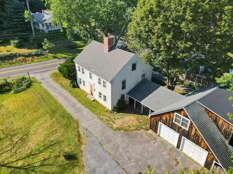 430 Pleasant St, Leominster, MA 01453