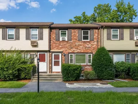 20 Washington St #3-6, Easton, MA 02334