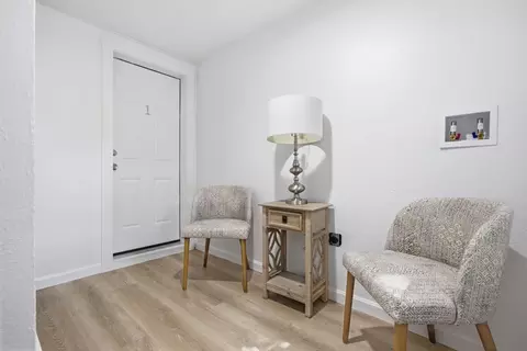 Entry Way - 14 Staten St, Gloucester, MA 01930 photo 1 of 4