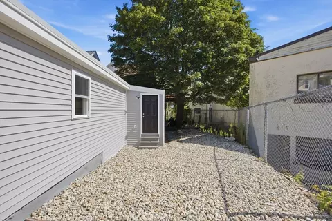 Exterior - 14 Staten St, Gloucester, MA 01930 photo 3 of 3