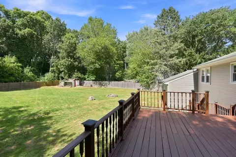 Exterior - 160 E Main St, Norton, MA 02766 photo 5 of 10