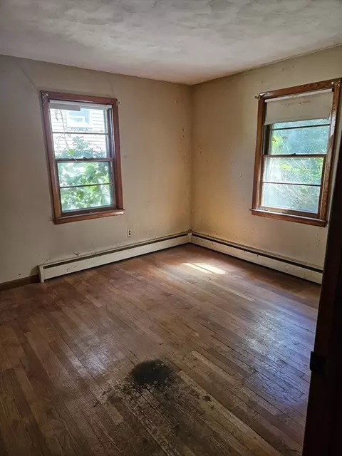 Bedroom - 37 Academy St, Chicopee, MA 01013 photo 1 of 4