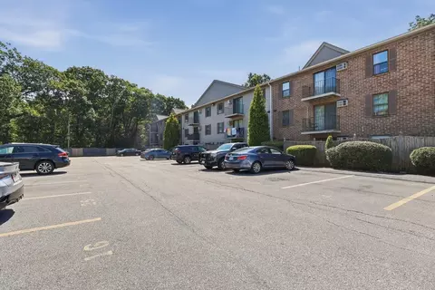 Exterior - 80 Stanton St #2, Worcester, MA 01605 photo 3 of 3